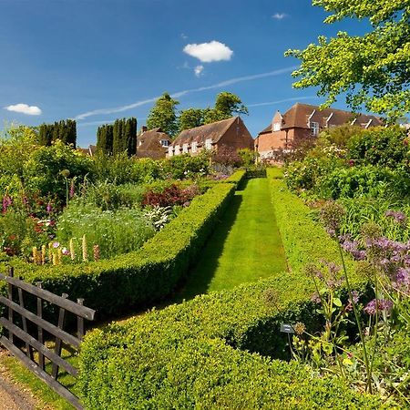 Leeds Castle Holiday Cottages Maidstone Rum bild