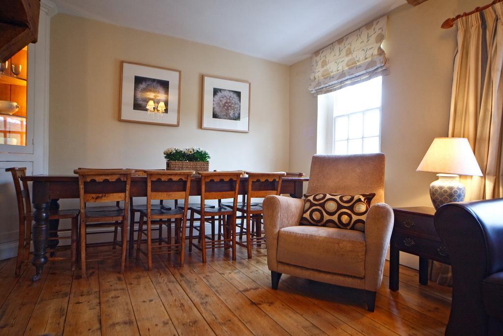 Leeds Castle Holiday Cottages Maidstone Rum bild